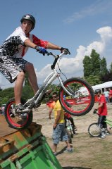 bici-trial-exhibicion-dia-d-22